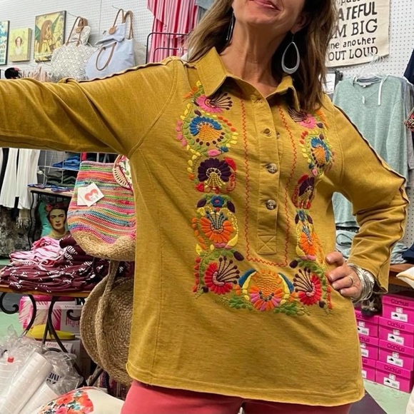 ivy jane Tops - Ivy Jane NWT Sister Mary Isabel Boho Floral Embroidered Partial Button Down Top